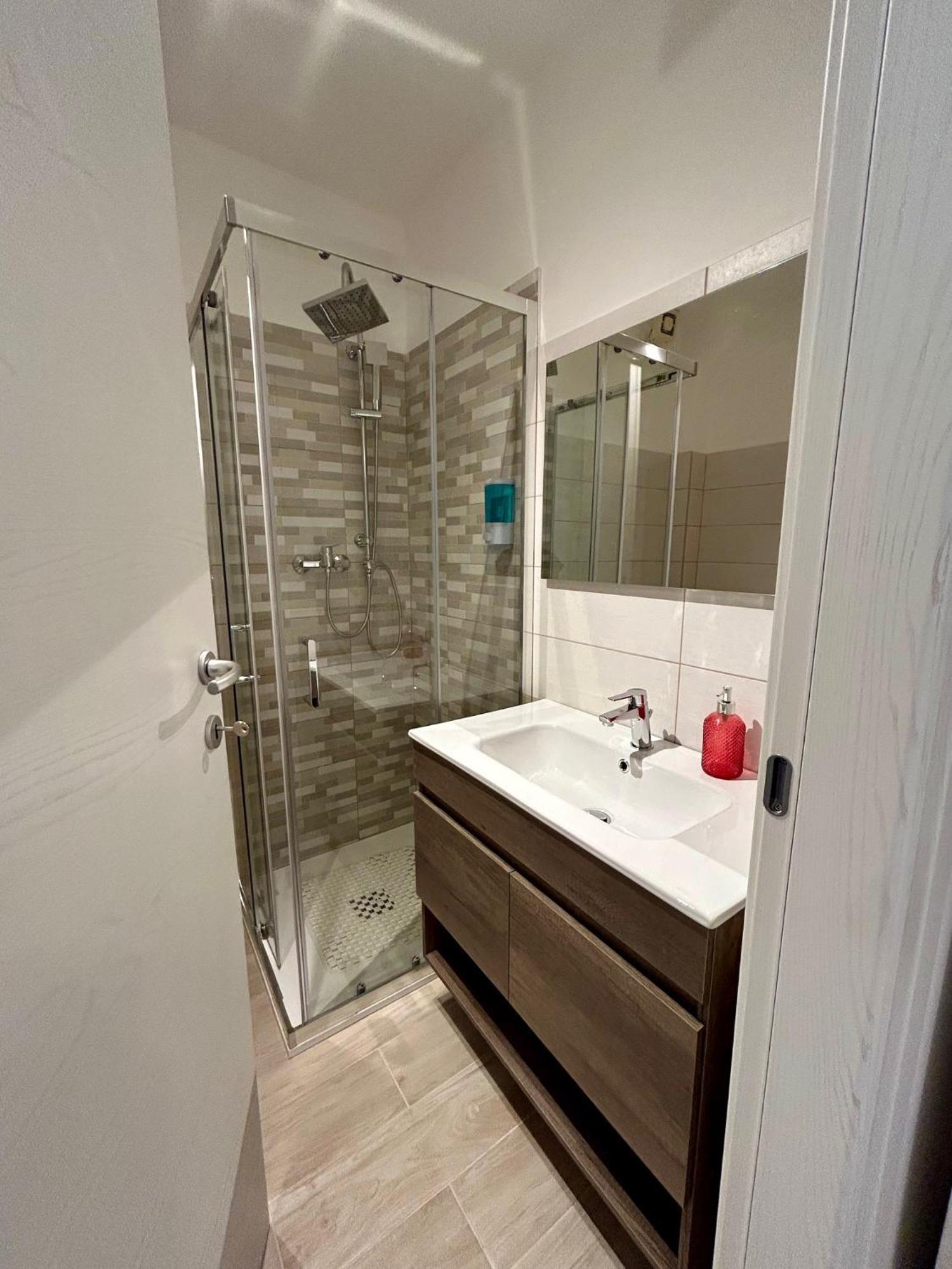 Residence Zar 6 ตรีเอสเต ภายนอก รูปภาพ